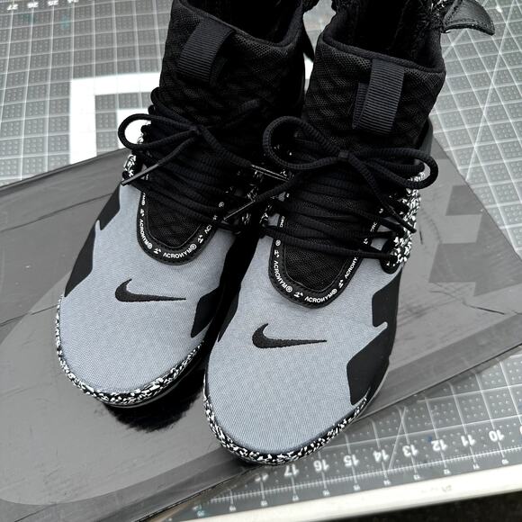 Acronym x Nike Presto \'Cool Grey\' main image 3